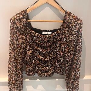 All in Favor Puff long Sleeve Floral top